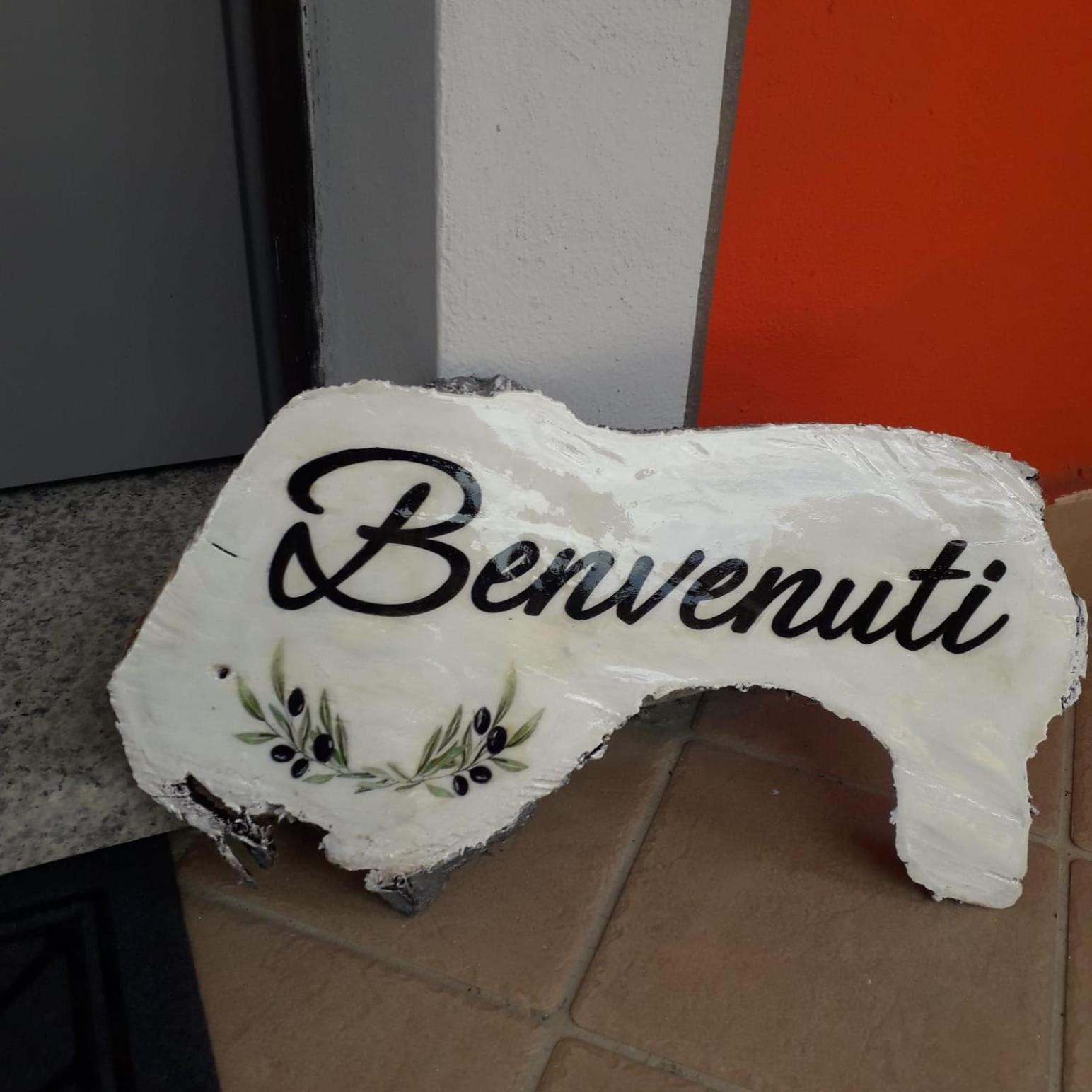Bed and Breakfast Beb Ulivo Santa Giuletta Экстерьер фото